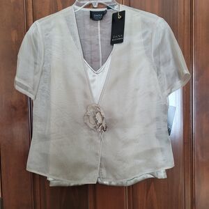 Dana Buchman Cream Short Sleeve Top